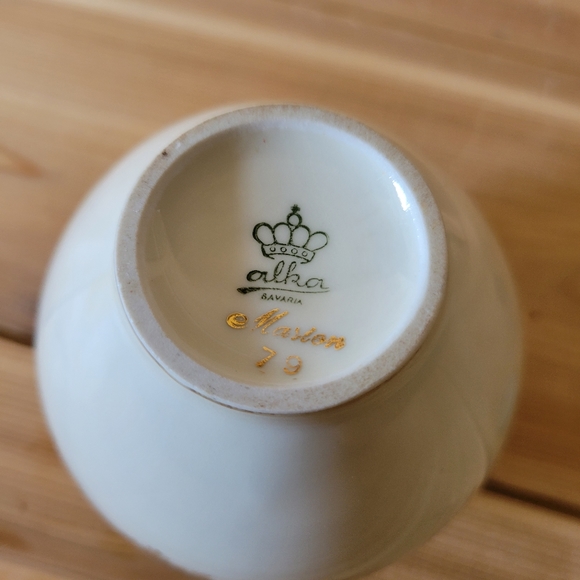 Vintage Alka Bavaria Marion Gold Gilt Porcelain Vase #79 - Picture 3 of 4